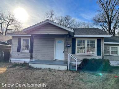 Main picture of 2005 Olive St