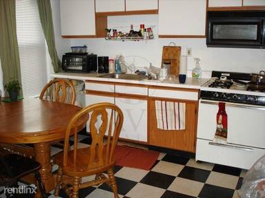 Main picture of 15 Leland St
