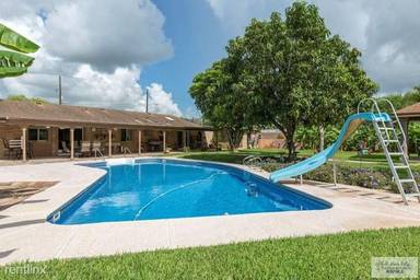 Main picture of 5 Conquistador St
