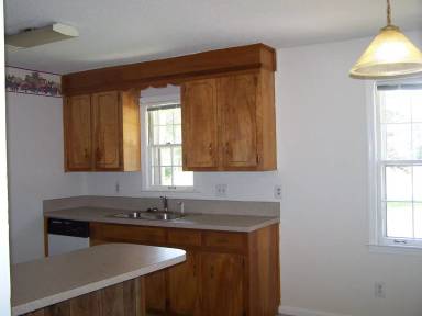 Main picture of 100 Mary Ann Dr