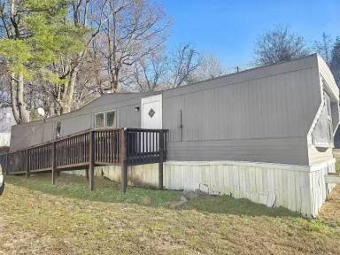 Main picture of 412 McElhaney Rd
