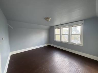 Main picture of 3264A N 29th St