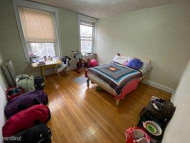 Main picture of 180 Saint Paul St