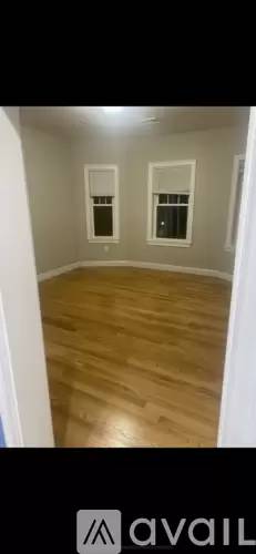 Main picture of 53 Willow St