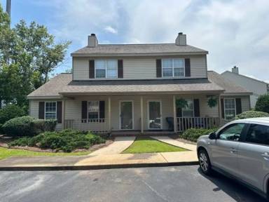 Main picture of 134 Lauren Cir