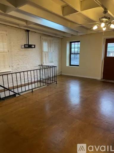 Main picture of 502 S Castle St