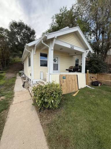 Main picture of 509 4th Ave NE