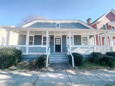 Main picture of 214 Ellis Street