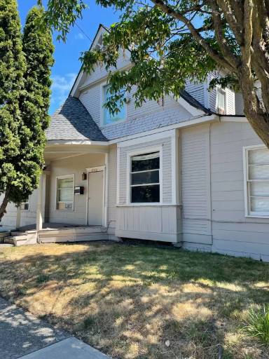 Main picture of 8116 8th Ave S