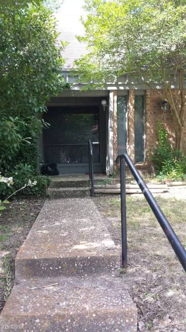 Main picture of 2906 Briarcreek Ct