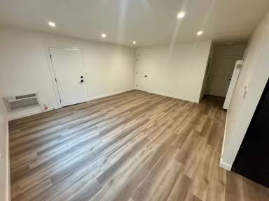 Main picture of 601 Grand Ave