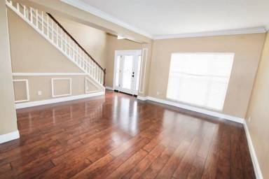 Main picture of 3548 Moss Pointe Pl