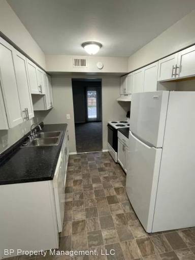 Main picture of 7353-89 Ayers Rd