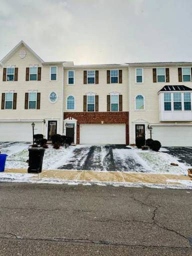 Main picture of 384 Sunrise Dr