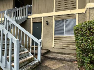 Main picture of 736 Pointe Ct
