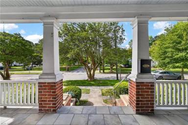 Main picture of 1308 Magnolia Ave