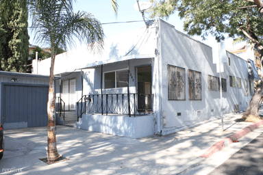 Main picture of 1251 N Gardner St