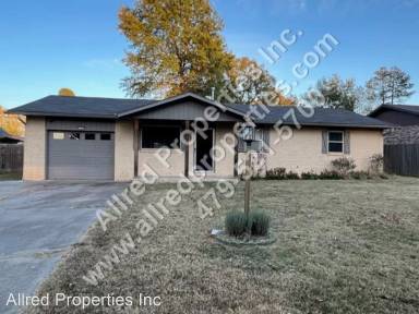 Main picture of 1103 Thomas Blvd