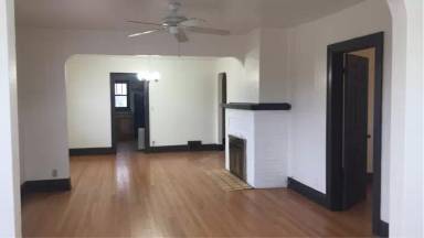 Main picture of 1110 W Pacific Ave