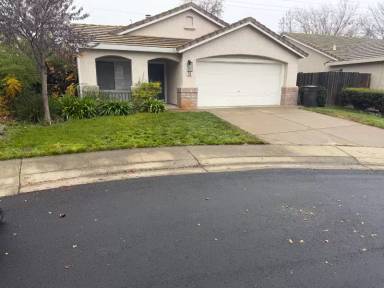 Main picture of 414 Verbena Ct