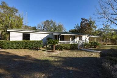 Main picture of 5723 SW 298th St