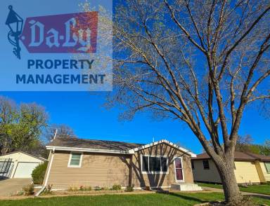 Main picture of 1719 N Taylor Ave