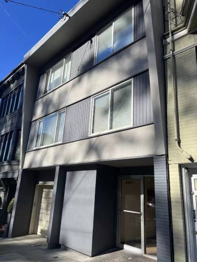 Main picture of 2470 Fulton St