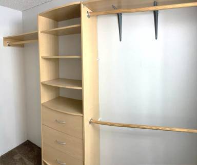 Main picture of 1350 Golden Cir