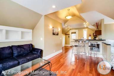 Main picture of 2661 W Hazel St