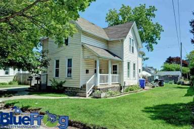 Main picture of 714 N Durkee St