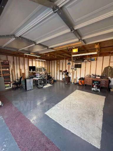Main picture of 1041 Greenview Dr
