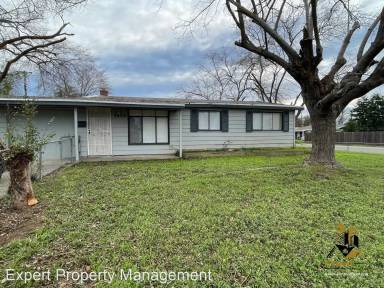 Main picture of 3836 Karl Dr
