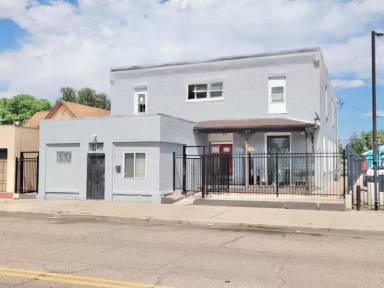 Main picture of 1230 E Evans Ave