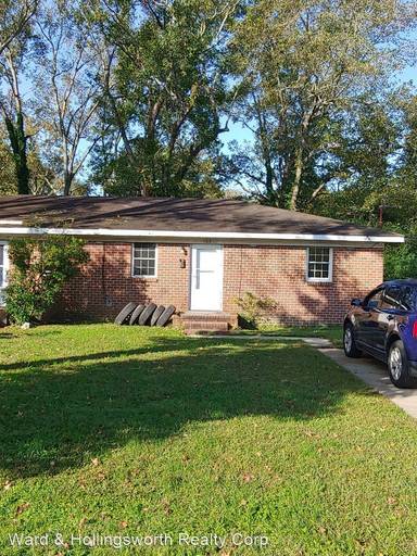 Main picture of 103 Bob Ln