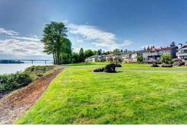 Main picture of 13719 SE 36th St