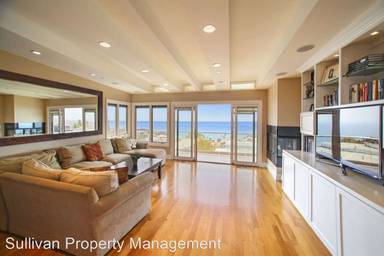 Main picture of 917 Acapulco St