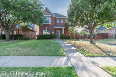 Main picture of 563 Hawken Dr