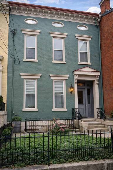 Main picture of 533 Milton St