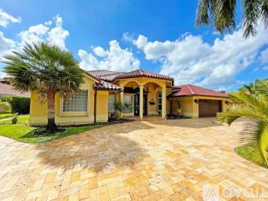 Main picture of 10601 Maple Chase Dr
