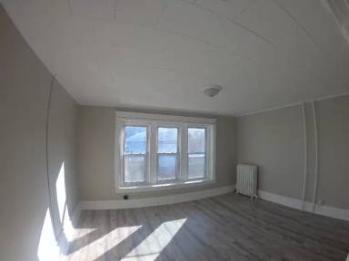 Main picture of 505 1/2 W Turner St