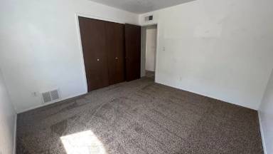 Main picture of 458 Dartmouth Ave