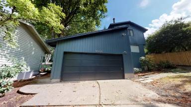 Main picture of 9818 SW 6th Ave