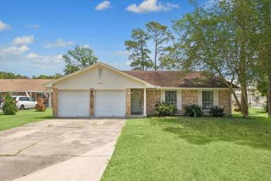 Main picture of 25114 Spring Ridge Dr