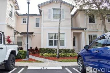 Main picture of 153 SE 28th Pl