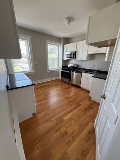 Main picture of 320 Talbot Ave