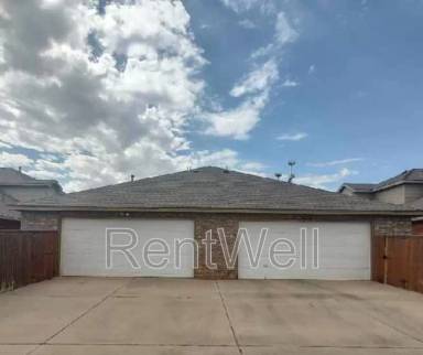 Main picture of 4406 105th St
