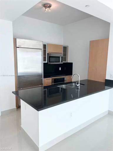 Main picture of The Plaza On Brickell