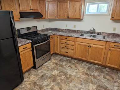 Main picture of 603 1/2 Howard Ave
