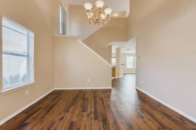 Main picture of 7826 Northfork Hollow Ln