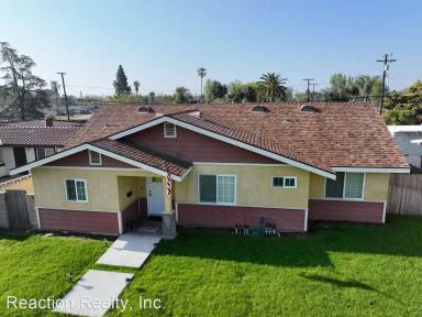 Main picture of 342 W 8th St